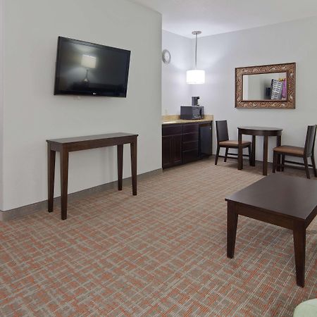 Best Western Plus Fredericksburg Luaran gambar