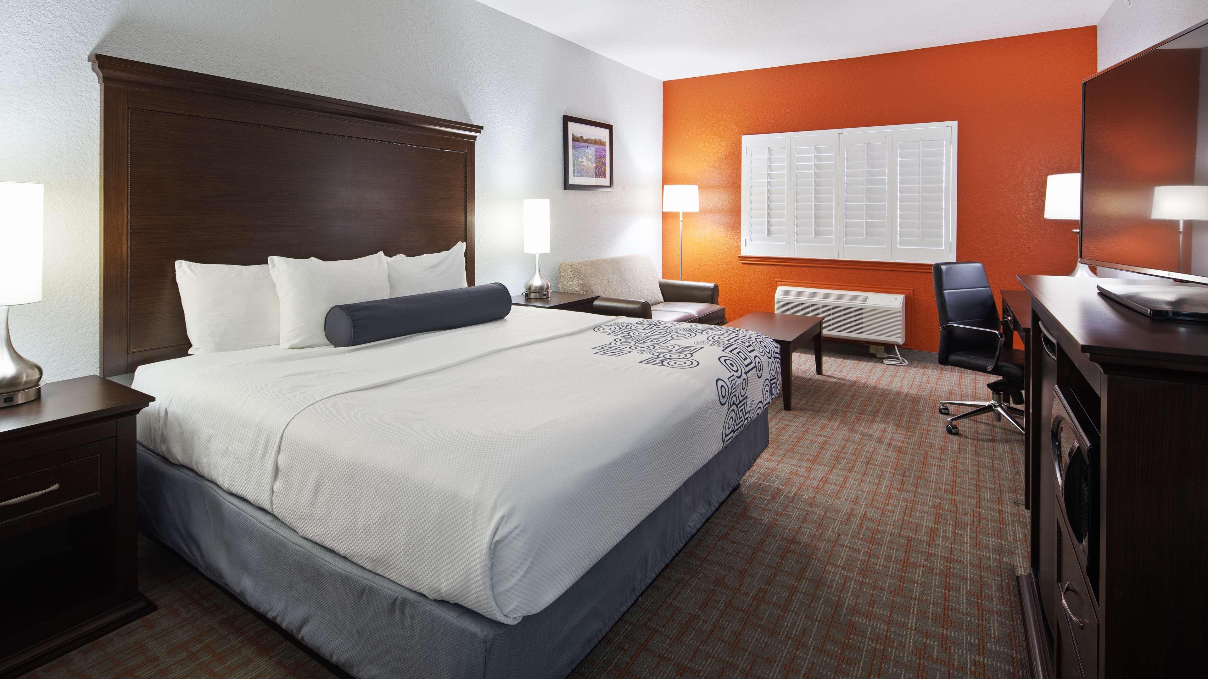 Best Western Plus Fredericksburg Luaran gambar