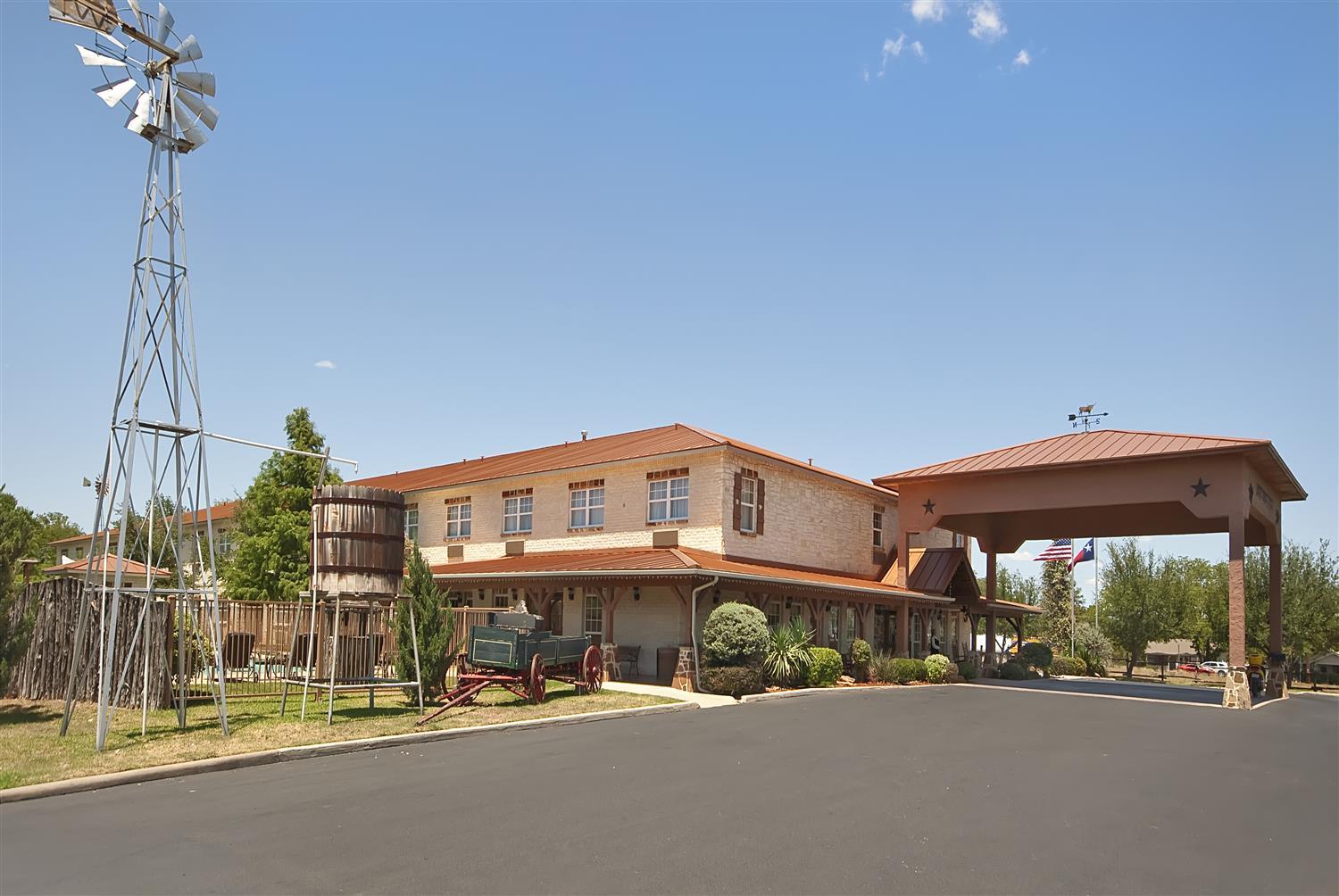 Best Western Plus Fredericksburg Luaran gambar