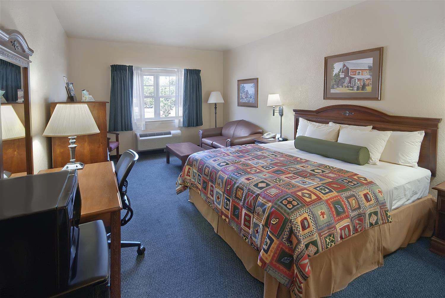 Best Western Plus Fredericksburg Luaran gambar
